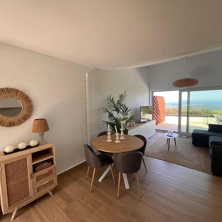 Apartment Puerta De Comillas *